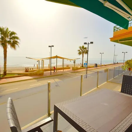 Fuengirola, Primera Linea De Playa Exterior foto