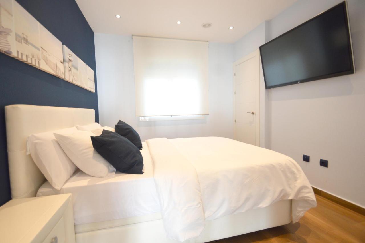 Fuengirola, Primera Linea De Playa Apartament